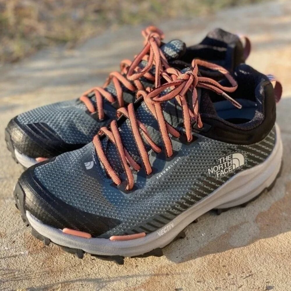 The North Face Future Light Vectiv sneaker black slate blue & peach trail ready